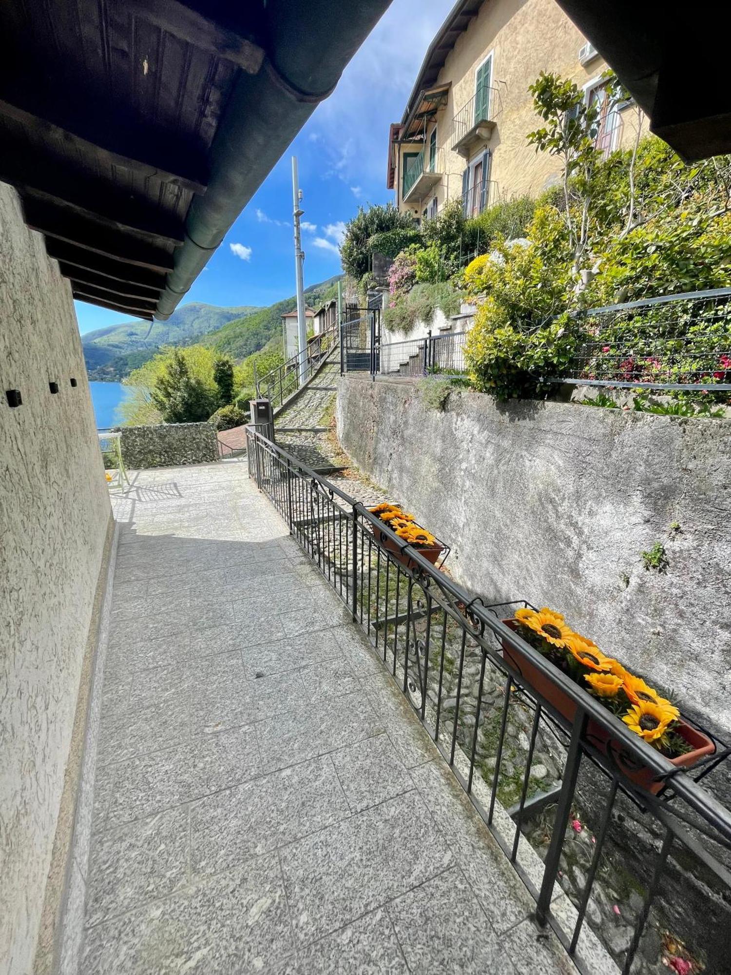 Rooftop Cannobio San Bartolomeo  Exterior foto